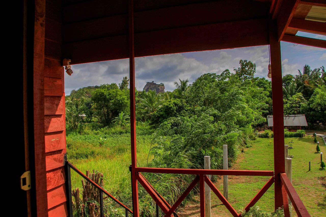 Sigiri Royal Point Tree House Hotel Sigiriya Buitenkant foto